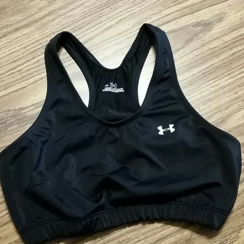 Under Armour Black Racerback Sports Bra EUC sz M